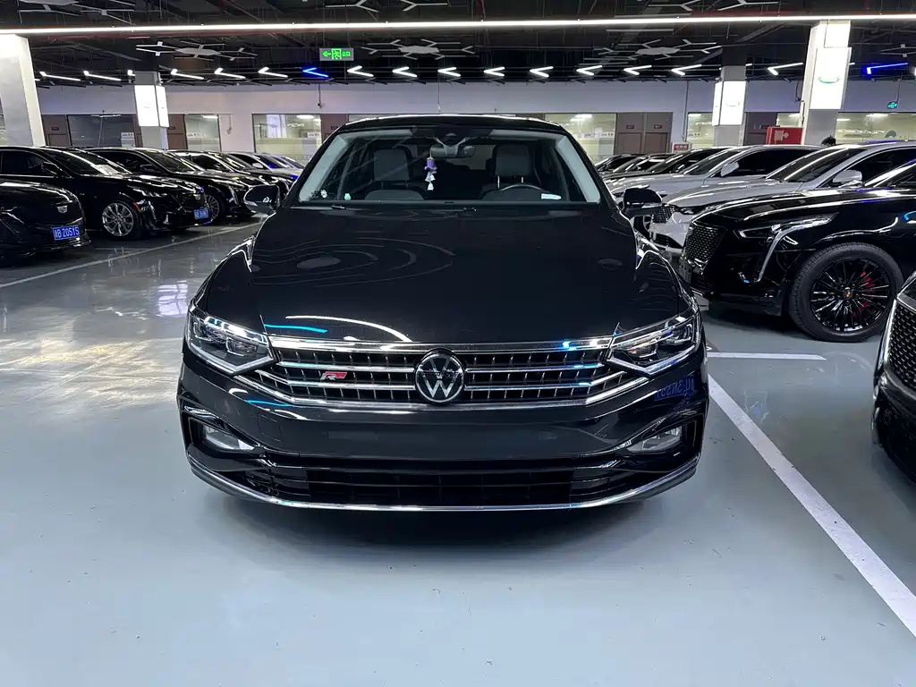 Volkswagen Magotan 2023