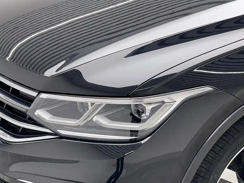 Volkswagen Tiguan L 2023 — фото 18
