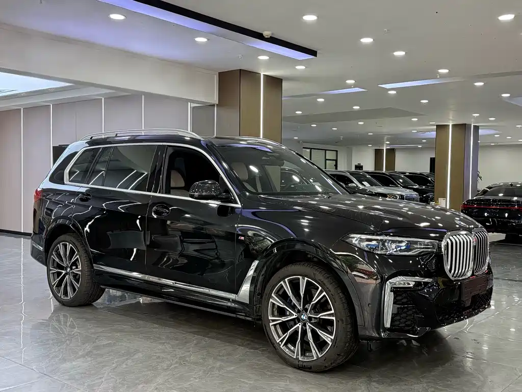 BMW X7 2022 — фото 3