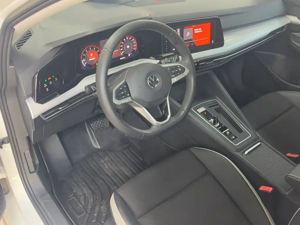 Volkswagen Golf 2022