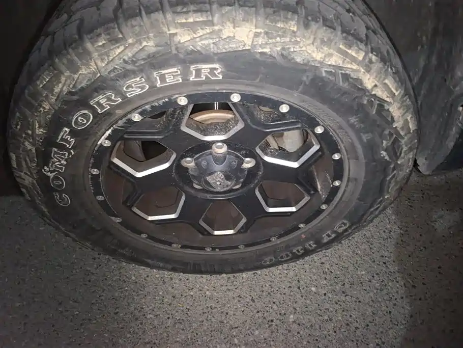 Roewe RX8 2018