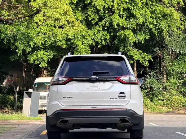 Ford Edge 2016