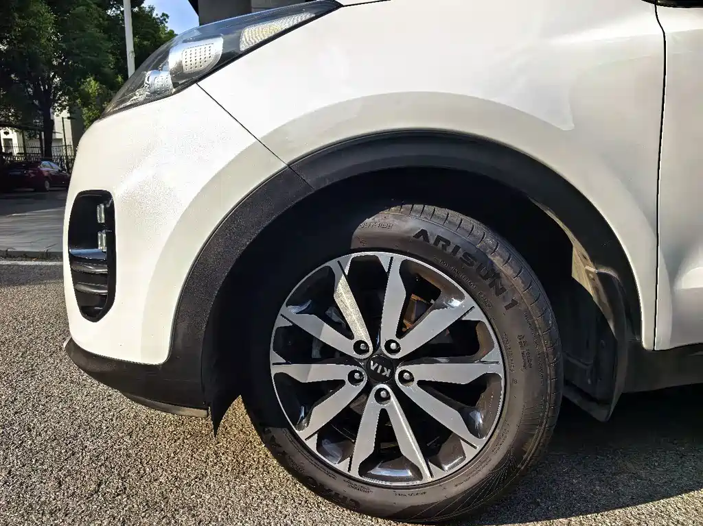 Kia KX5 2016 — фото 6