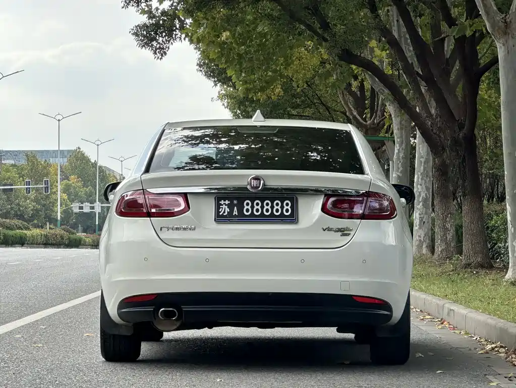 Fiat Viaggio 2013