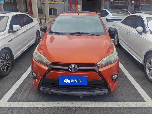 Toyota Yaris L 2015