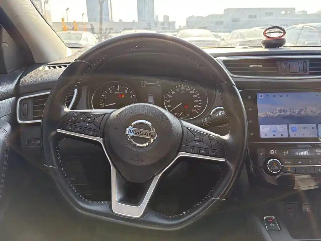 Nissan Qashqai 2022 — фото 11
