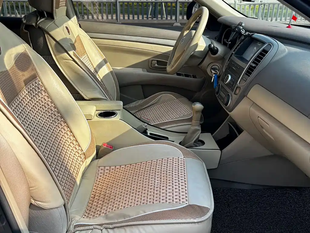 Nissan Sylphy 2016