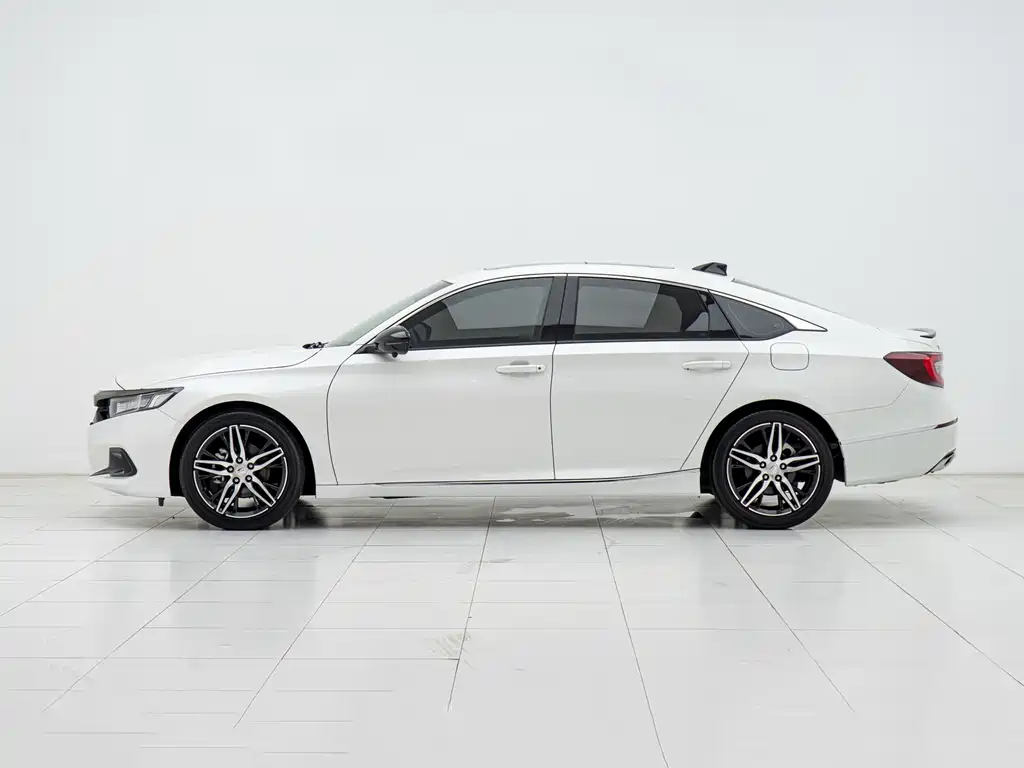 Honda Accord 2023 — фото 3