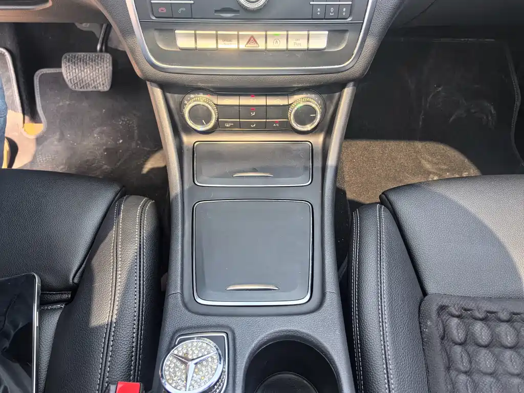 Mercedes-Benz CLA 2018 — фото 16