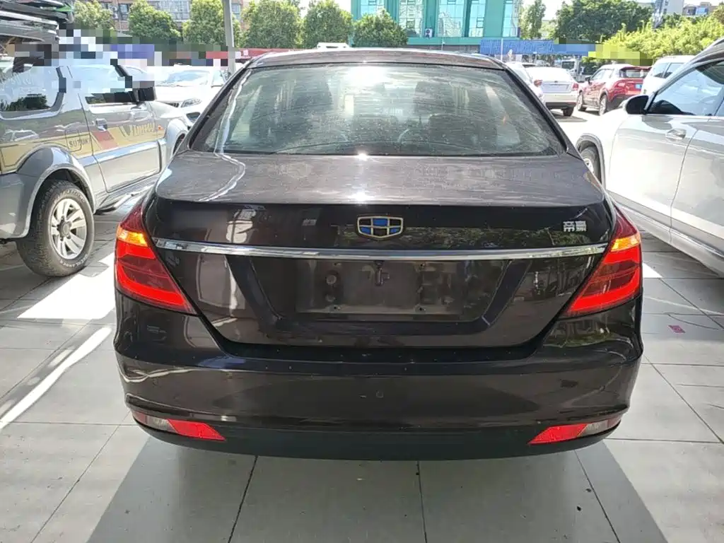 Geely Emgrand 2017