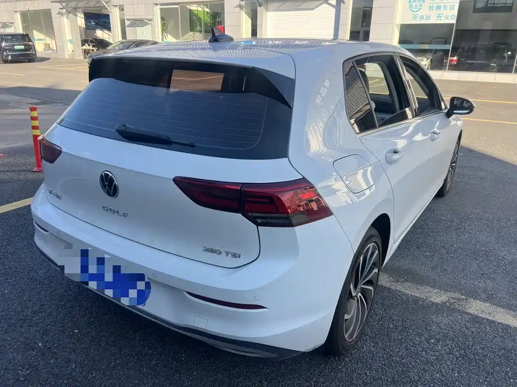Volkswagen Golf 2022