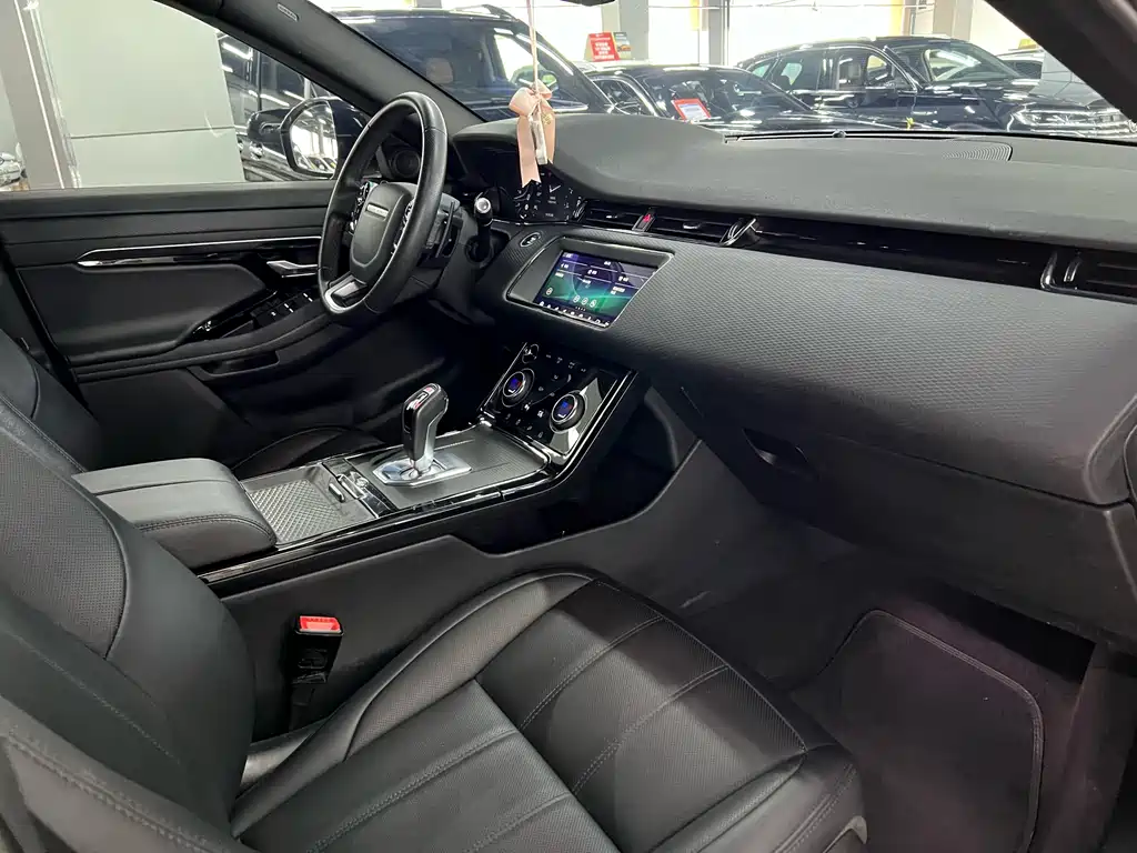 Land Rover Range Rover Evoque 2021 — фото 7