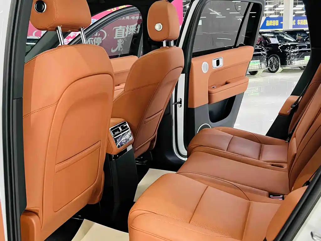 Li Auto Li L6 2025