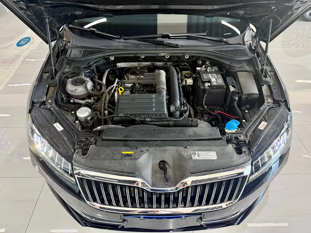 Skoda Superb 2023 — фото 15