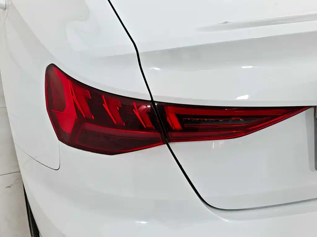 Audi A3 2021 — фото 14