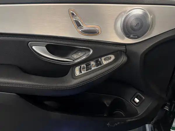 Mercedes-Benz C-Class 2020