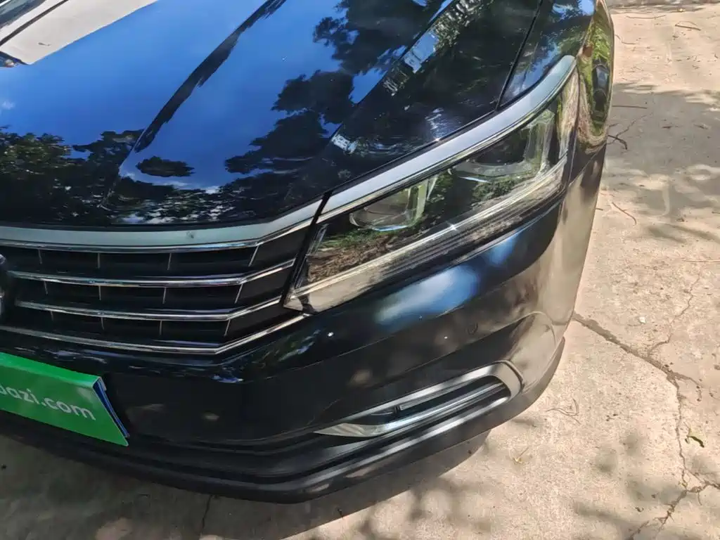 Volkswagen Passat 2018 — фото 24