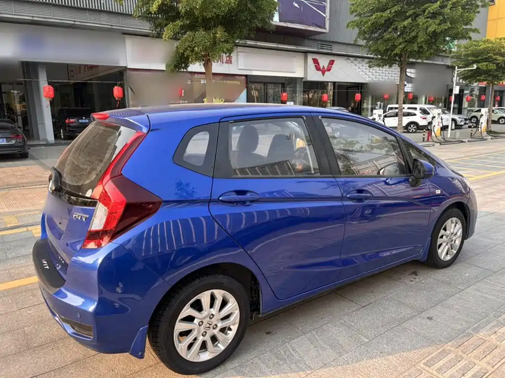 Honda Fit 2018 — фото 8