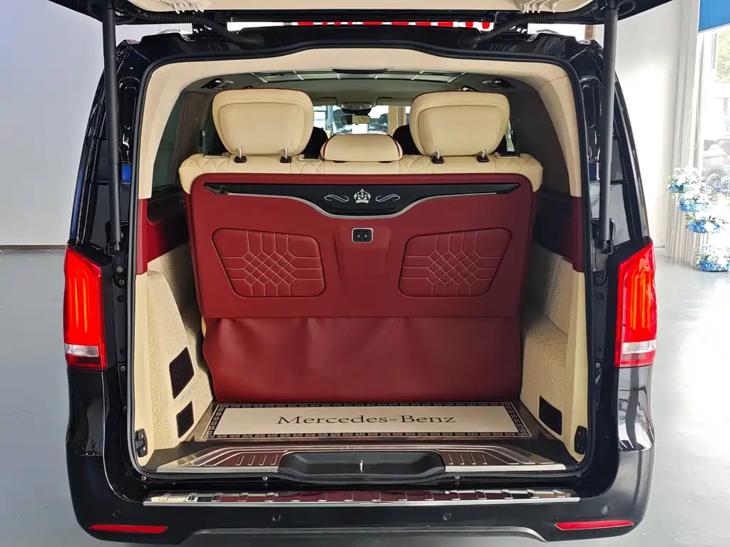 Mercedes-Benz Vito 2022 — фото 22