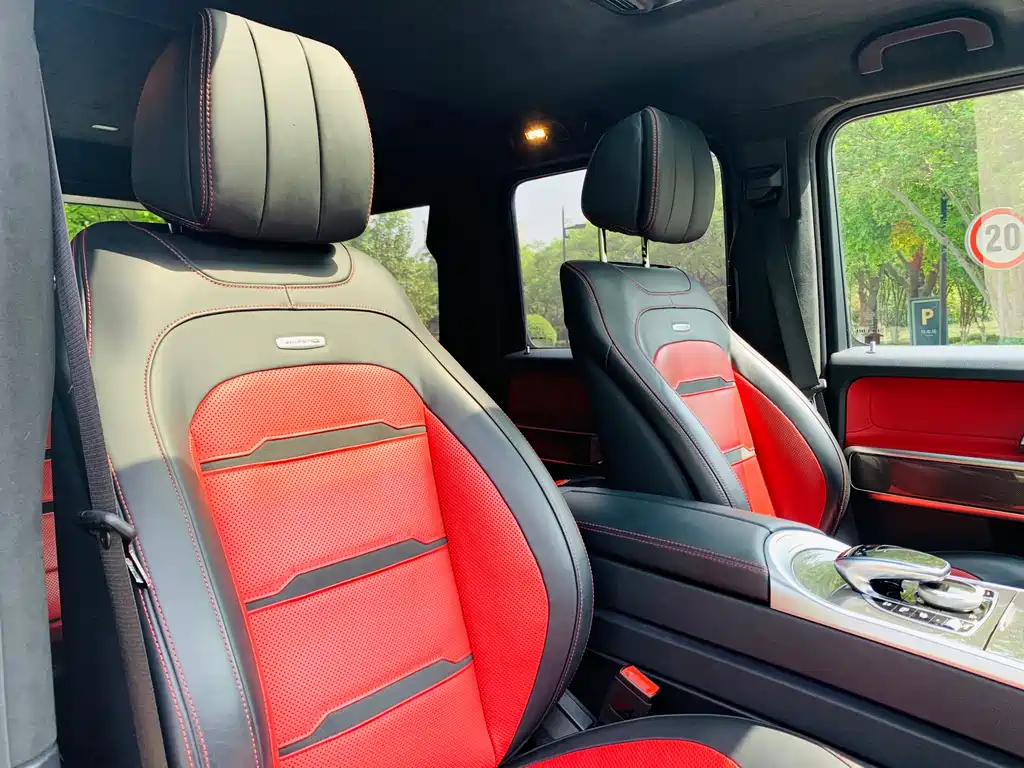 Mercedes-Benz G-Class AMG 2020 — фото 17