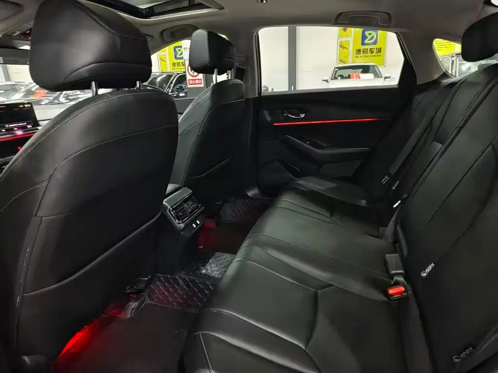 Honda Accord 2024 — фото 10