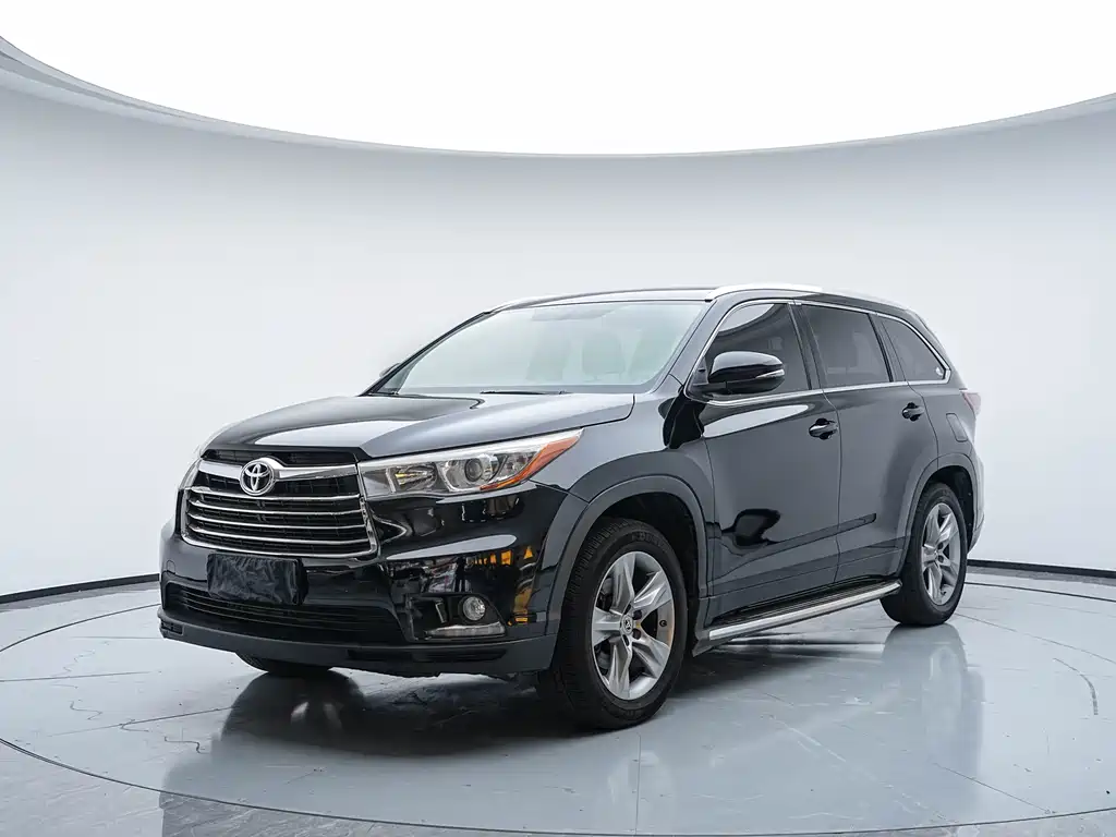 Toyota Highlander 2017 — фото 1