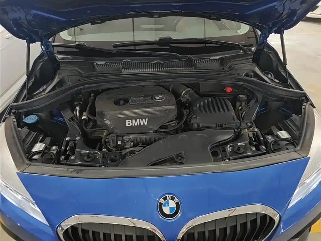 BMW 2 Series Active Tourer 2019 — фото 16