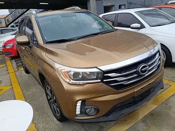 GAC Trumpchi GS4 2015