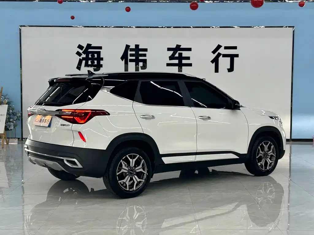 Kia KX3 2022 — фото 8