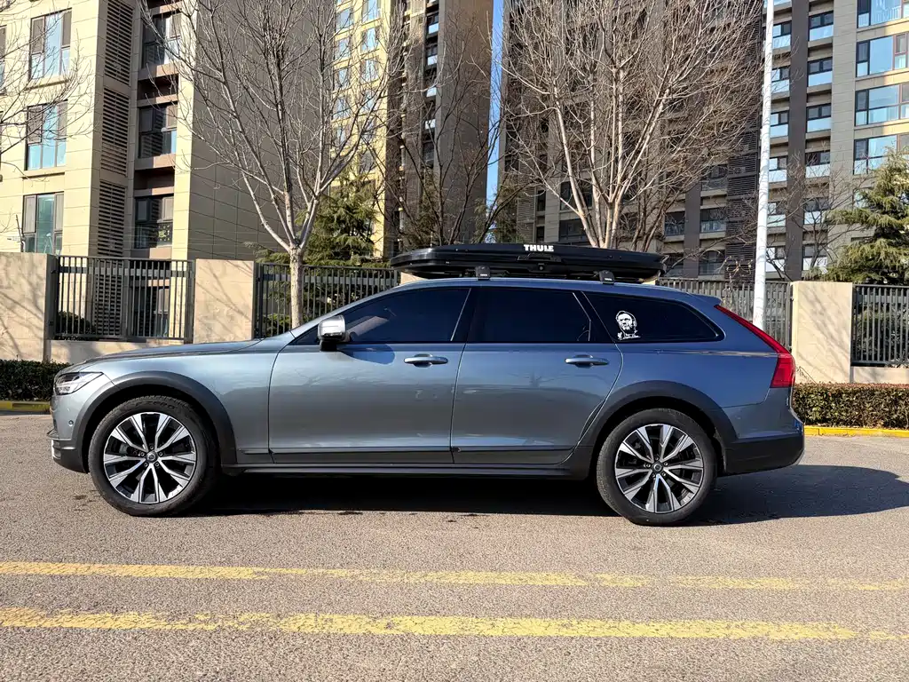 Volvo V90 2018 — фото 17