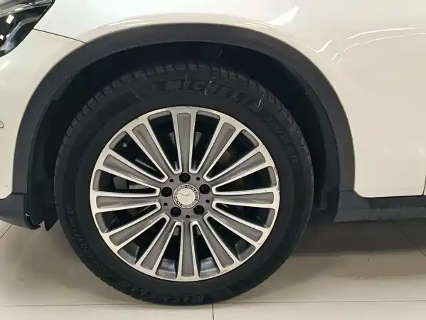 Mercedes-Benz GLC 2016