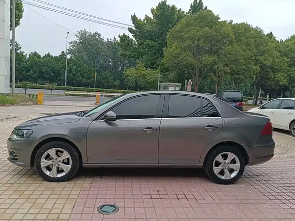 Volkswagen Bora 2013