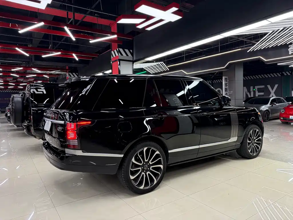 Land Rover Range Rover 2018 — фото 6