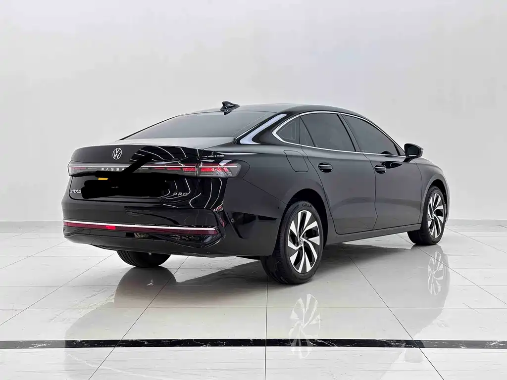 Volkswagen Passat 2025