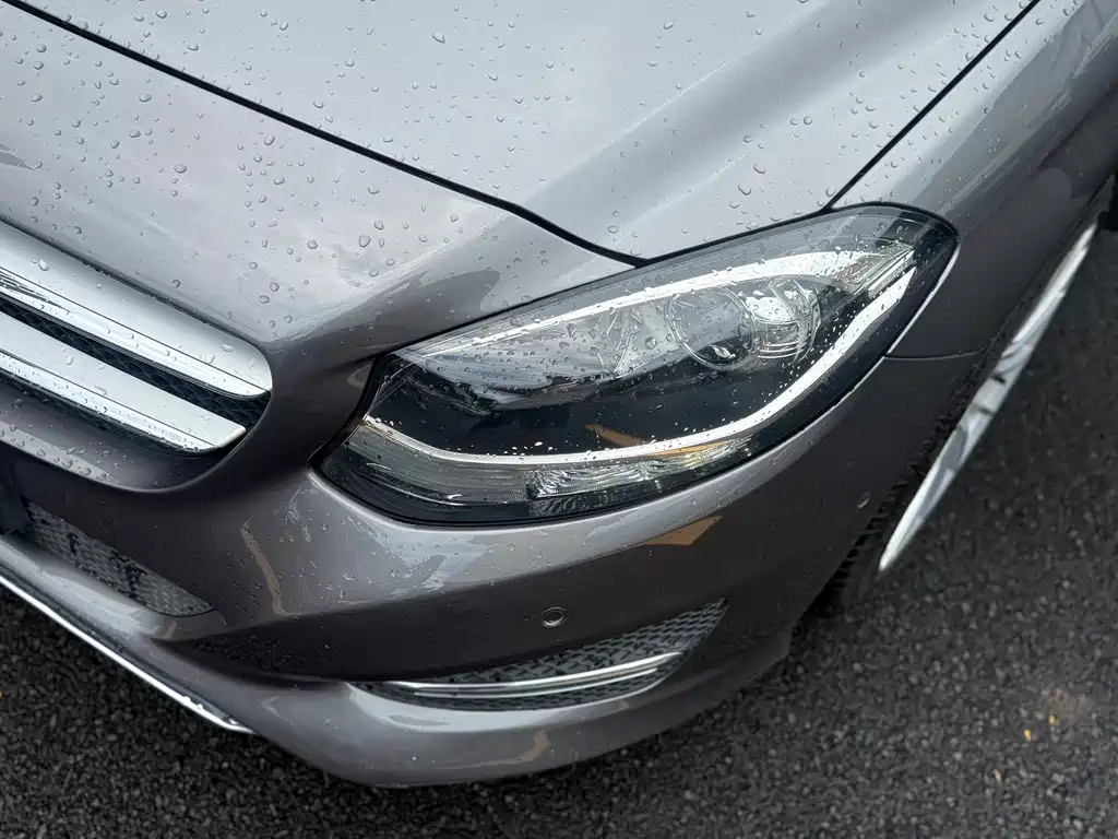 Mercedes-Benz B-Class 2017