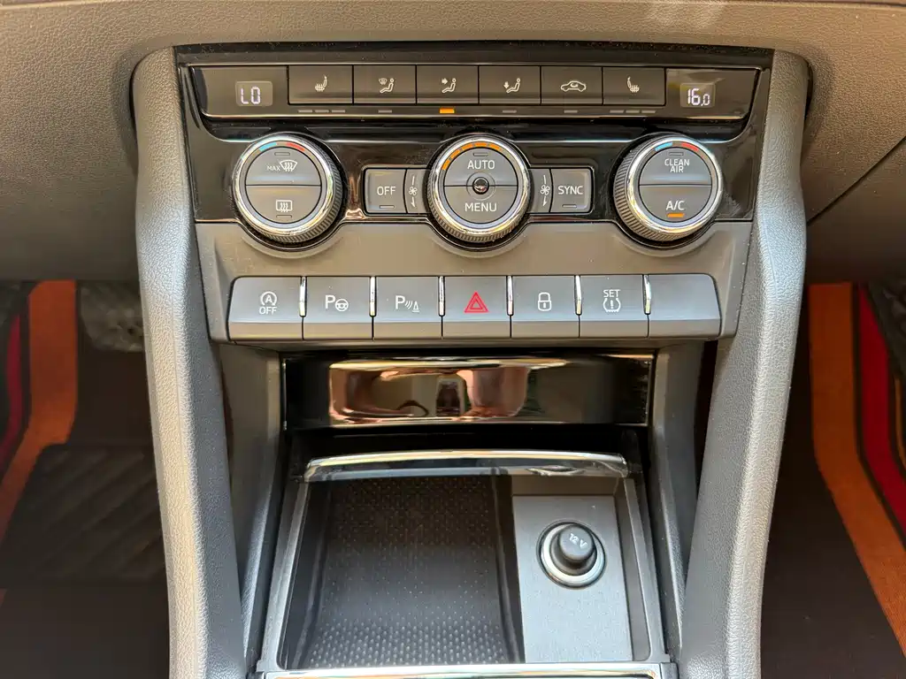 Skoda Kodiak GT 2020 — фото 22