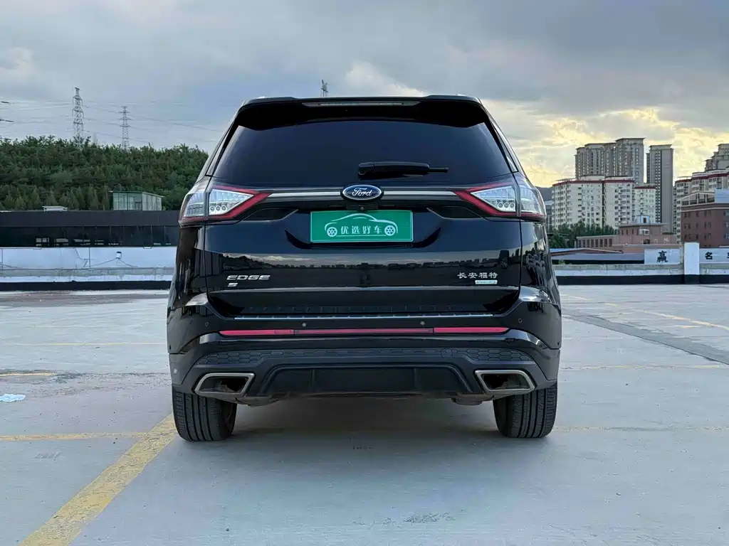 Ford Edge 2017 — фото 8