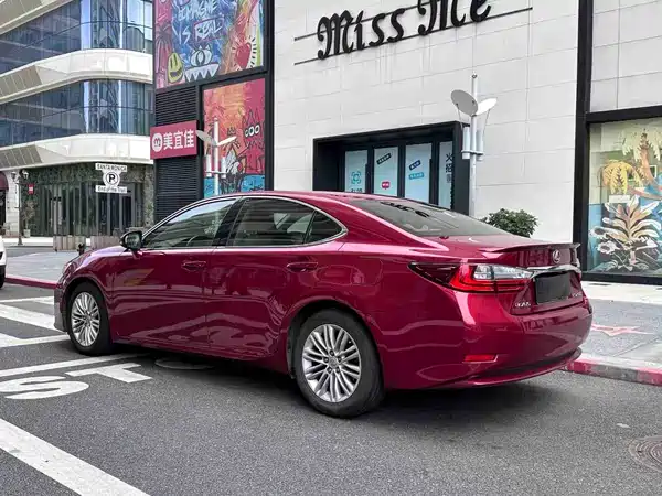 Lexus ES 2015