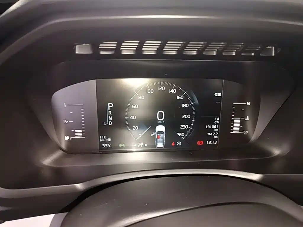 Volvo XC90 2016 — фото 12