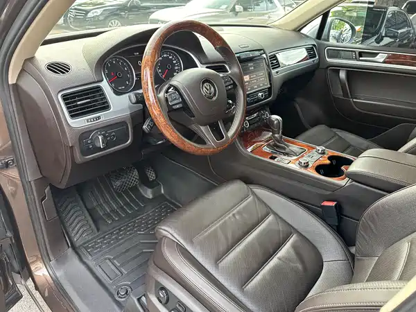 Volkswagen Touareg 2013