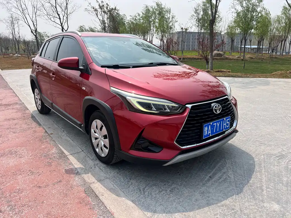 Toyota Yaris L 2019 — фото 7