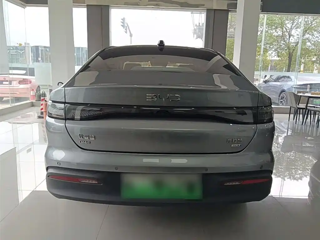 BYD Seal 05 DM-i 2025 — фото 6