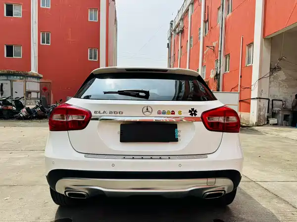 Mercedes-Benz GLA 2016