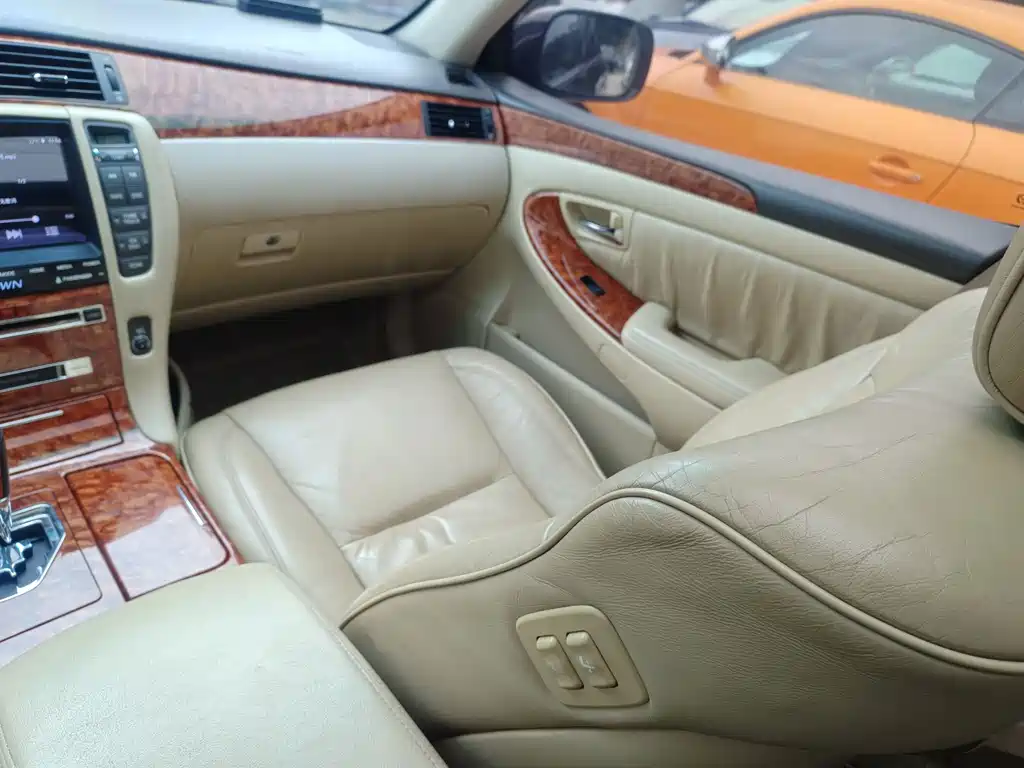 Toyota Crown 2006 — фото 27
