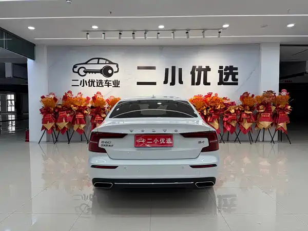 Volvo S60 2021