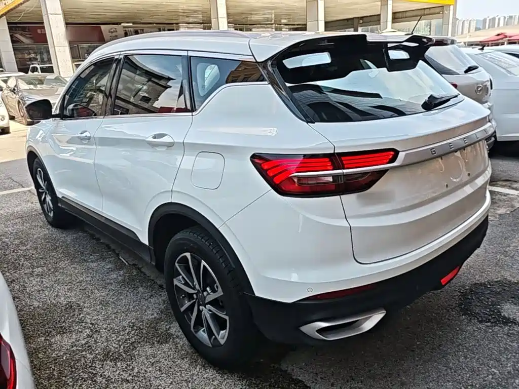 Geely Binyue 2021