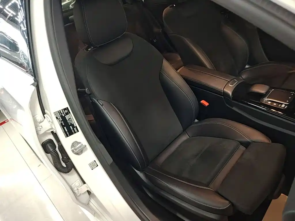 Mercedes-Benz A-Class 2023 — фото 25