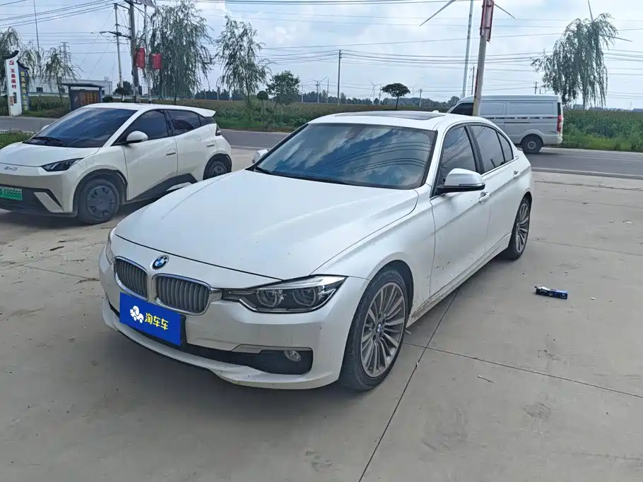 BMW 3 Series 2019 — фото 1