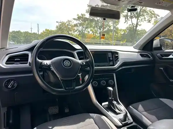 Volkswagen T-Roc 2018