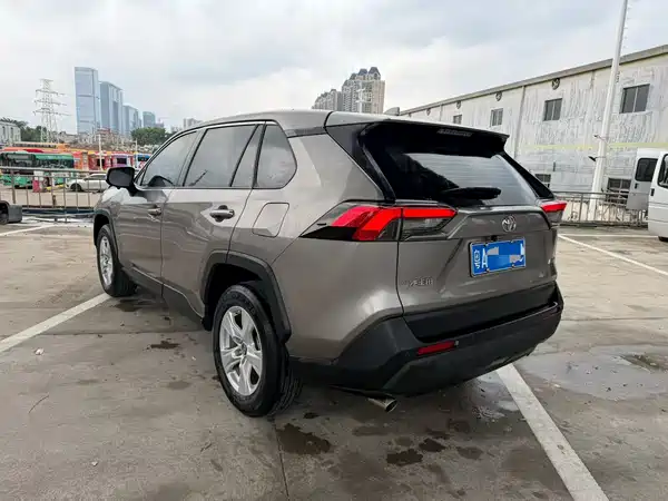 Toyota RAV4 2022